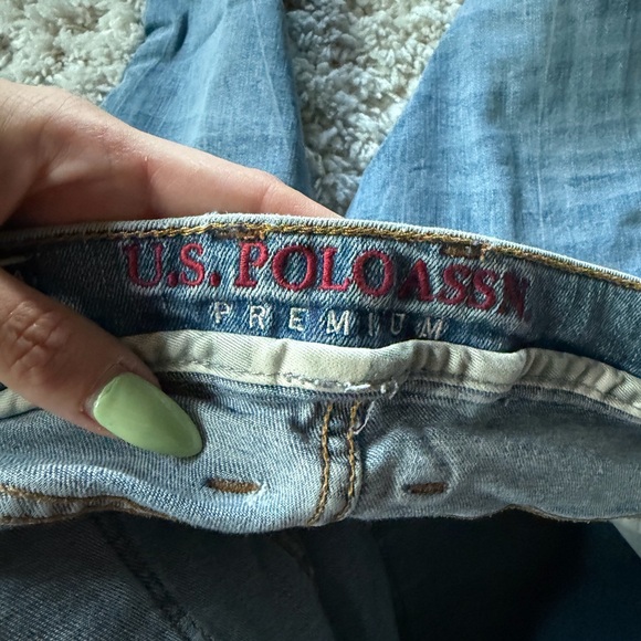 U.S. Polo Assn. Light Blue Boyfriend Distressed Jeans - Picture 6 of 8